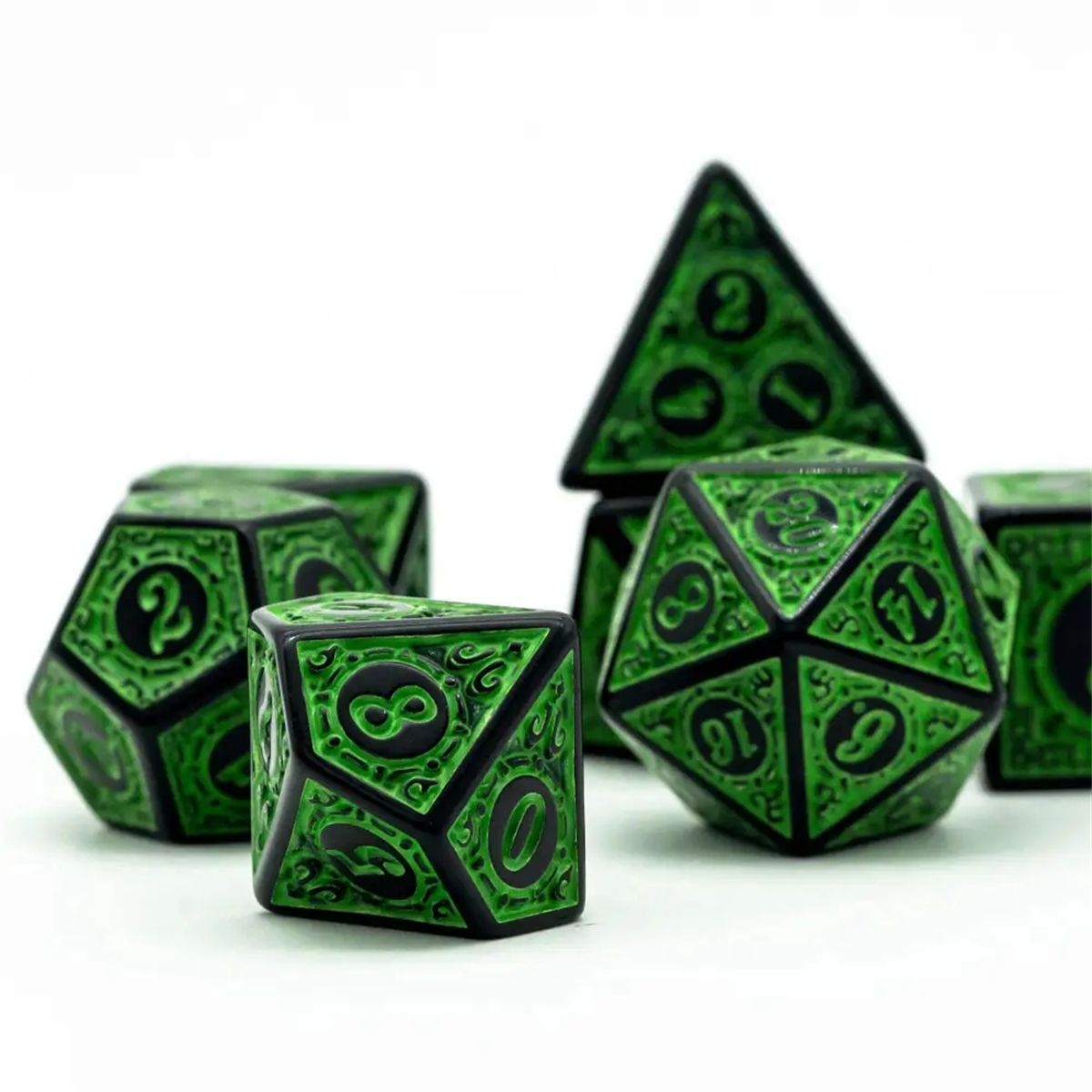 High Quality Plastic DND Dice  - Retro Gaming Fonts recensione e prezzo