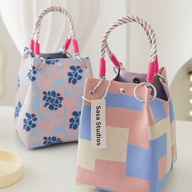 Retro two-tone tote: large cap - Console Retro Gaming Portable recensione e prezzo