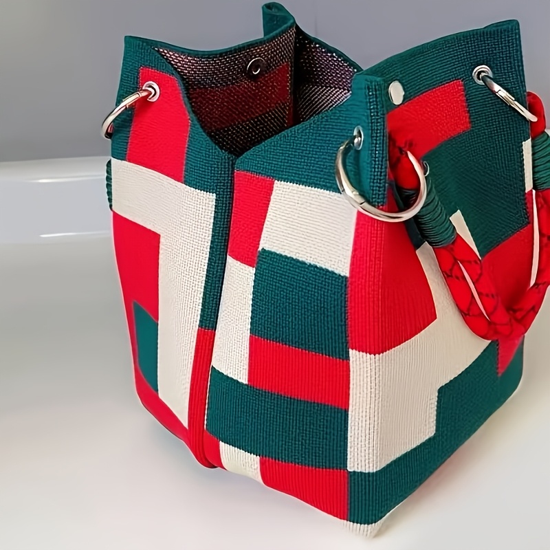 Retro two-tone tote: large cap - Console Retro Gaming Portable recensione e prezzo